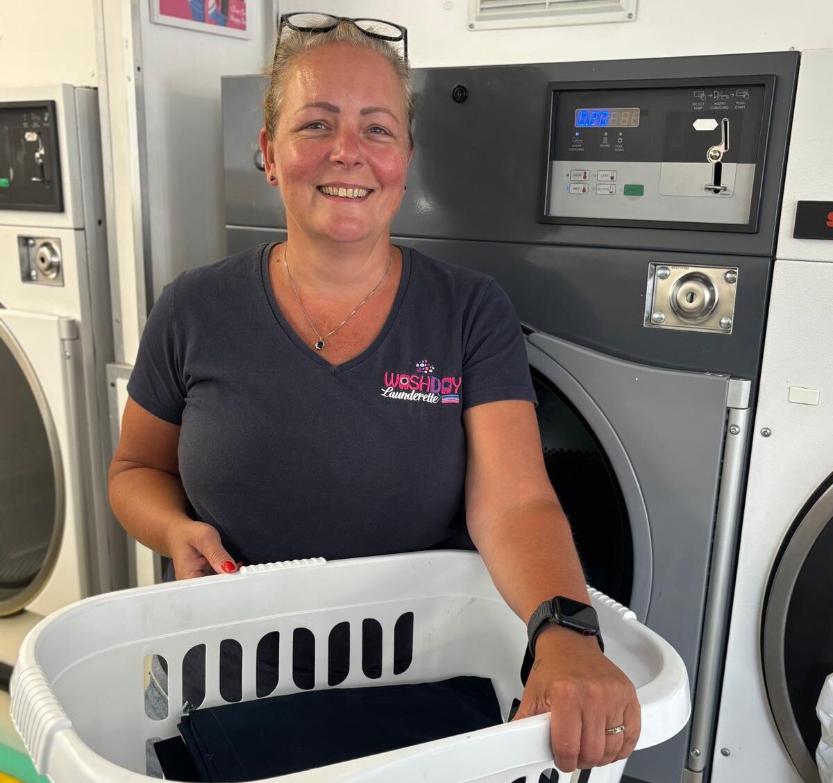 Service wash laundry service in East Grinstead